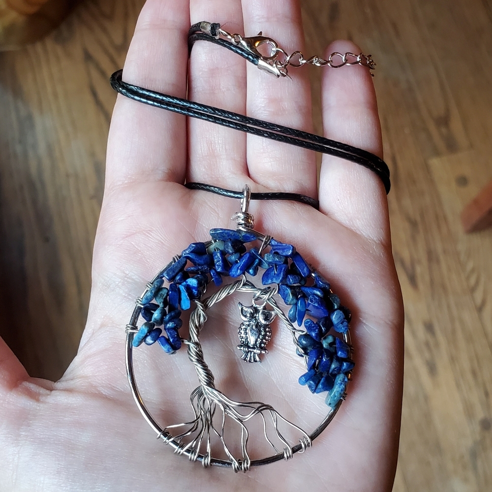 NWOT Lapis Lazulli Owl Tree of Life Necklace - Picture 3 of 7